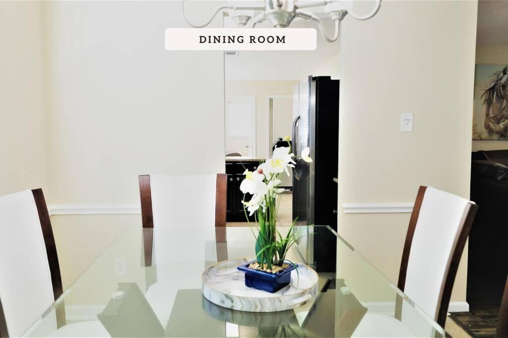 Willa Exceptional, 5 Beds, Near Downtown - Bold Ruler Stafford Zewnętrze zdjęcie